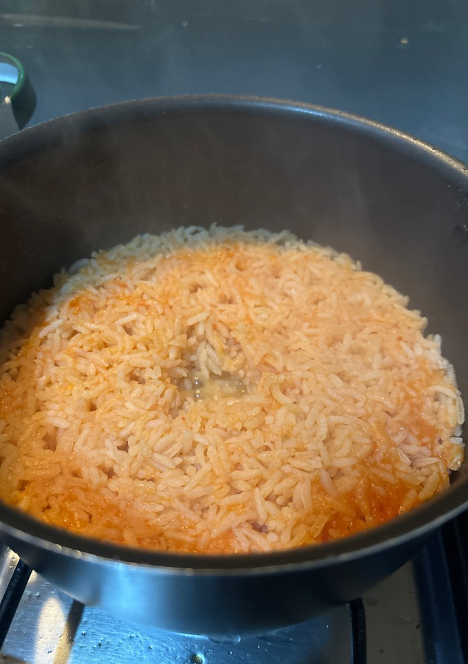 Una foto de Arroz rojo