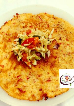 A picture of Salad with omelette.