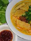 Da Nang Fish Cake Noodle Soup (Bún chả cá Đà Nẵng)