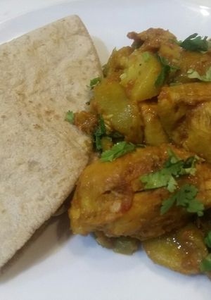 A picture of Tinday gosht(chicken).