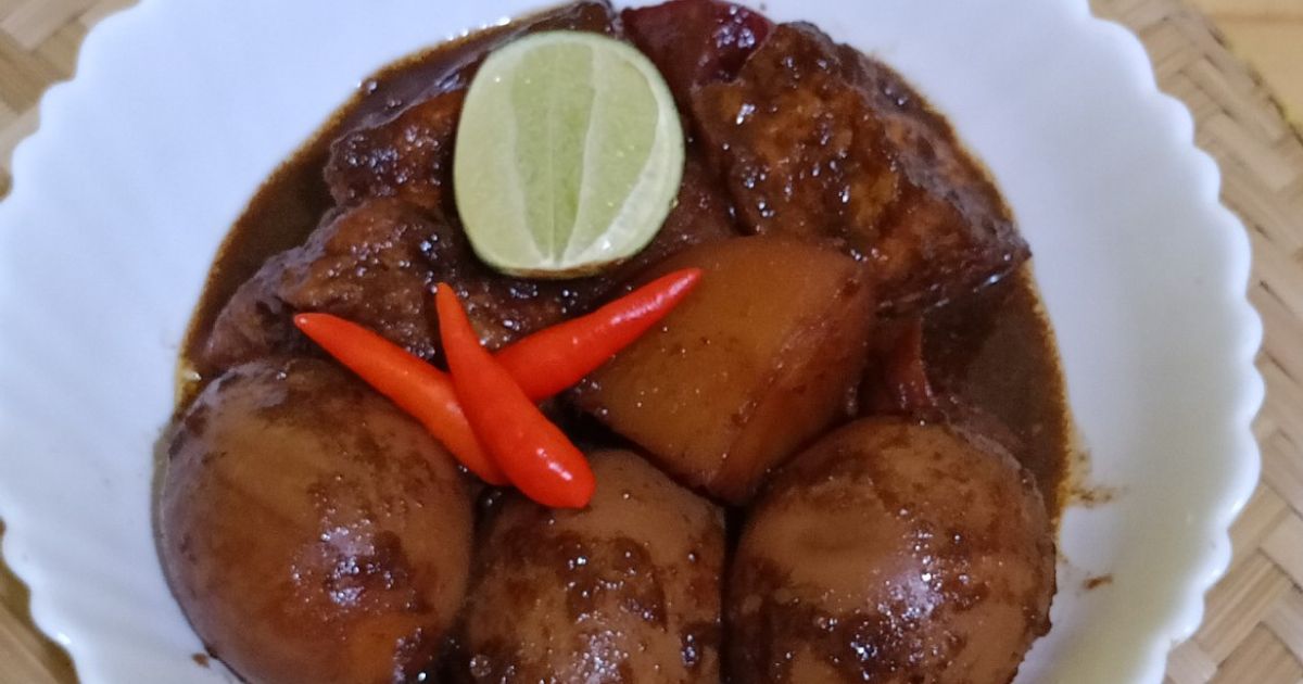 Semur Telur Tahu dan Kentang ala Penjual Nasi Uduk