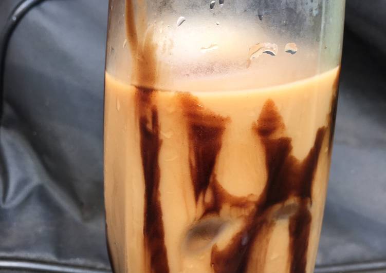 Simple Way to Make Super Quick Homemade Mocha iced coffee
