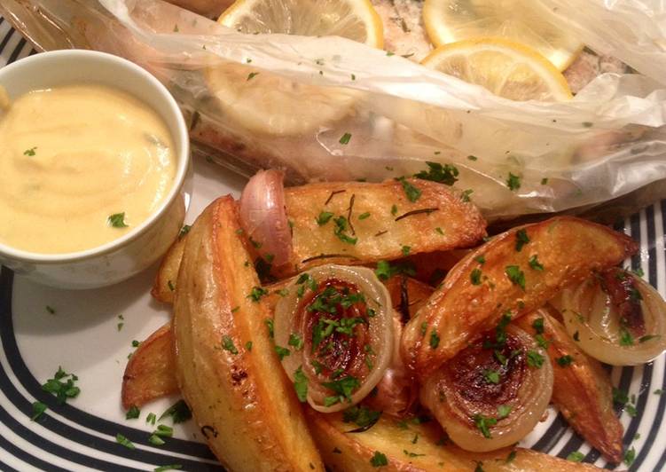 Papilote de salmão, batatas rústicas e molho de maracujá - Tudogosreceitas