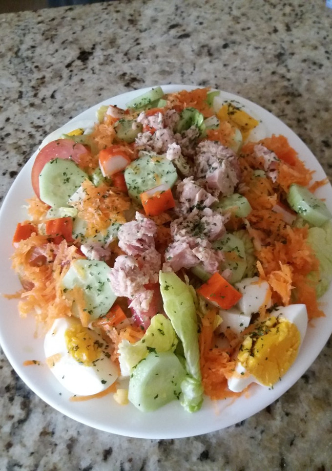 Una foto de Ensalada casi completa