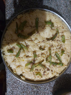 बेसन का ढोकला (besan ka dhokla recipe in Hindi) रेसिपी मुख्य फोटो