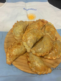Una foto de Empanadas criollas