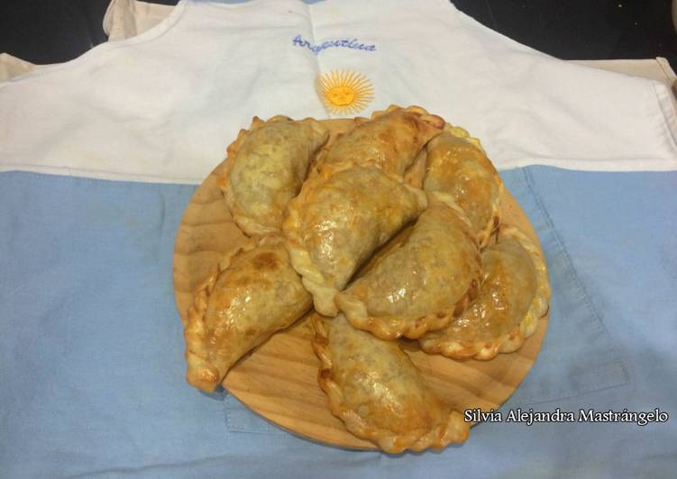 Empanadas criollas