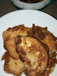 A picture of Fried yam in eggs.