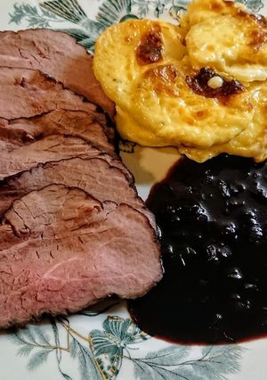 Svéd 🇸🇪 Klasszikus 12 órán át sült marha fűszeres pácban recept fotója