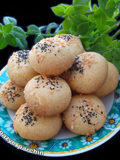 عکسی از دستور شیرینی قندی قزوین با فر دستساز 🌸