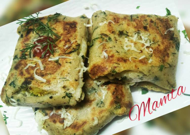 Recipe of Delicious Cheezy Paneer parcels