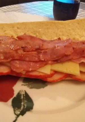 Una foto de 🥖 Bocadillo de lomo y bacon