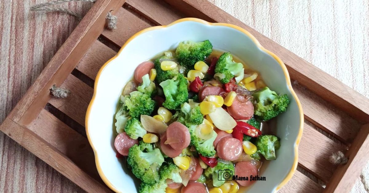 Tumis brokoli sosis ceria