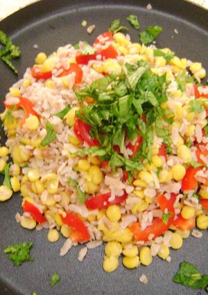 A picture of Poha & Chana Dal Salad.