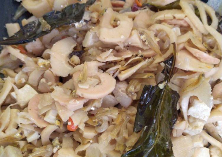 Tumis rebung simpel tidak bau