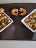 Garbanzos con bacalao y Langostinos