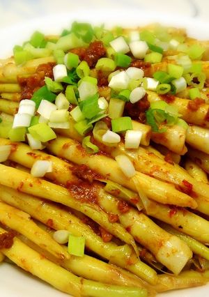 箭筍炒肉醬 的食譜成品照片