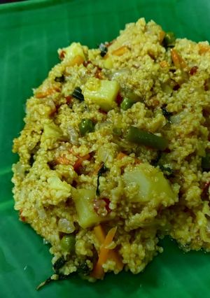 A picture of Broken wheat Biryani.