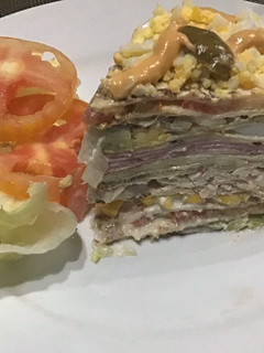 Una foto de Torre de panqueques salada