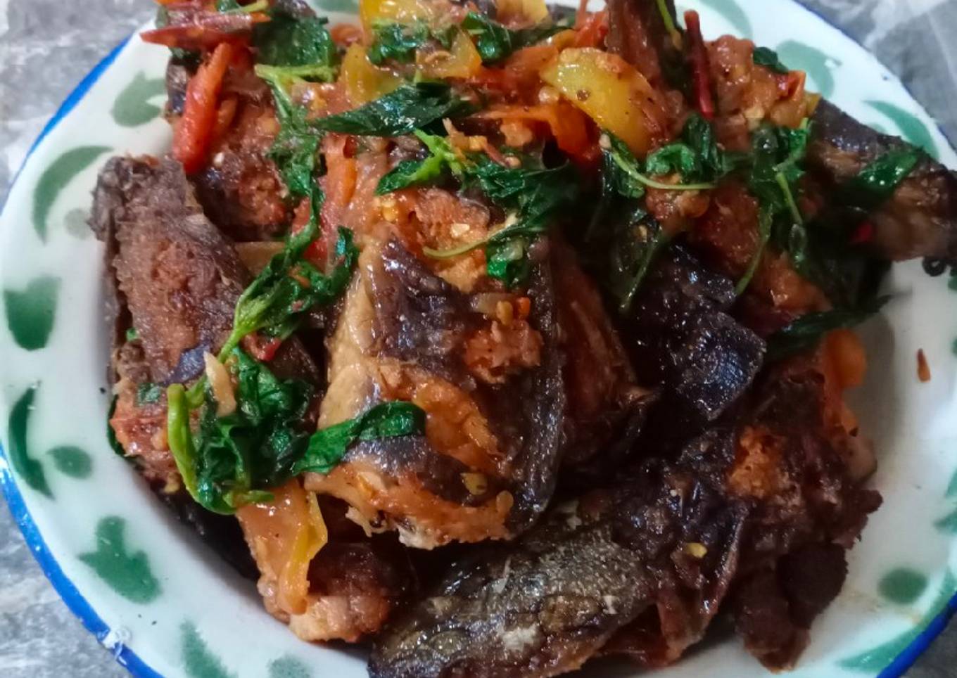 Lele Sambal Tomat Kemangi