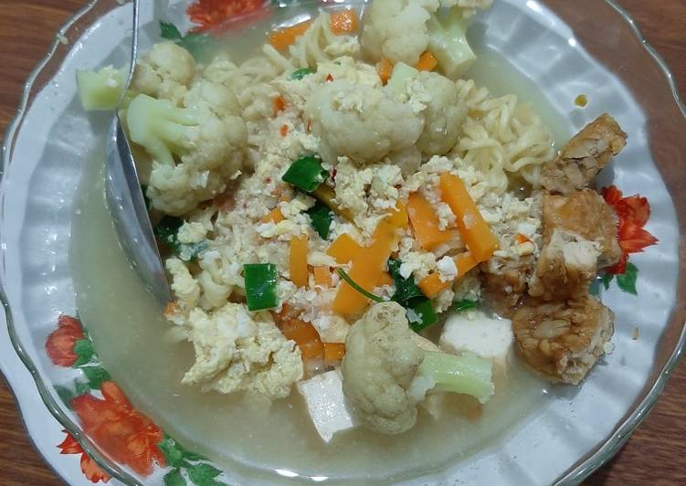 Resep Mie Rebus Kuah Pedas Enyakkk Oleh Dhenny Chinx