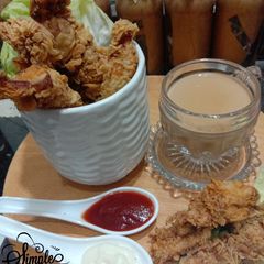 A picture of Zinger strips.