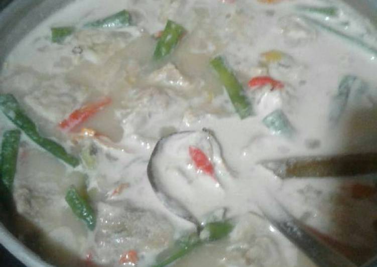 Sayur tempe semangit campur kacang