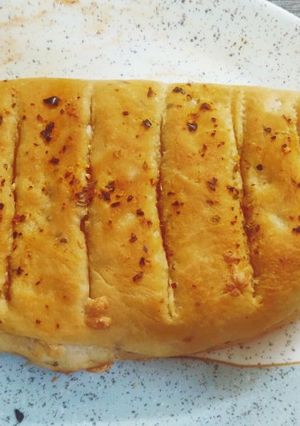 A picture of Breakfast Cheese Garlic Bread.