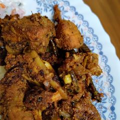 A picture of Chicken Perattu.