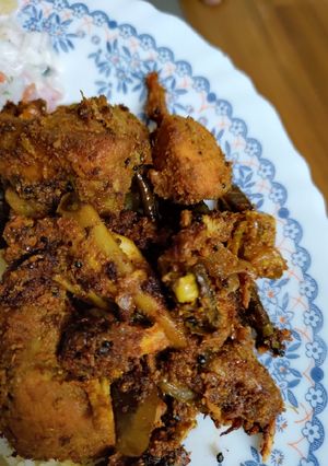 A picture of Chicken Perattu.