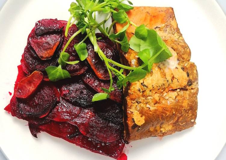 Recipe of Perfect Hot smoked sockeye salmon with beetroot and potato gratin