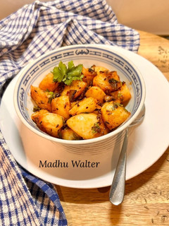 सूखा जीरा, आलू सब्जी (Dry cumin, potato curry) रेसिपी मुख्य फोटो