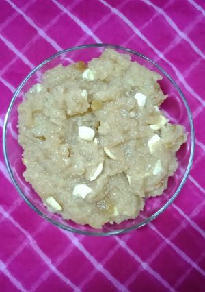 ધઉં ના લોટ નો શીરો (Wheat Flour Sheera Recipe In Gujarati) રેસીપી મુખ્ય ફોટો
