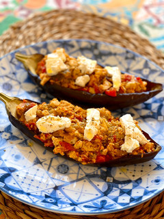 Una foto de Berenjenas rellenas con tofu - receta vegana