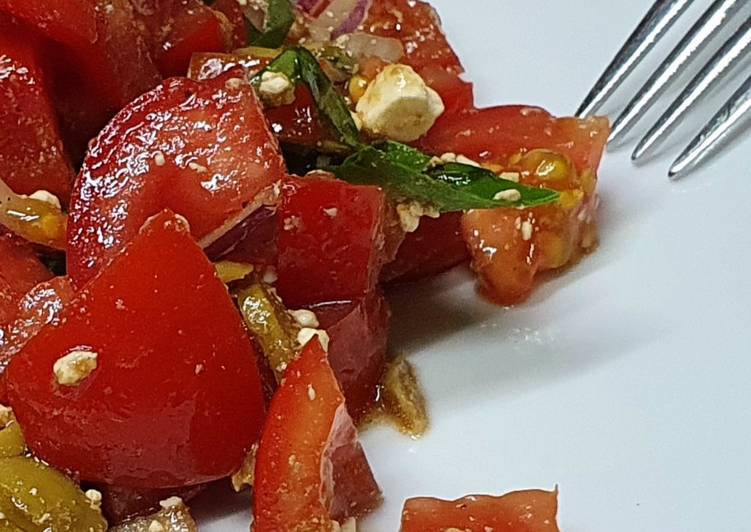 Italienischer Tomatensalat