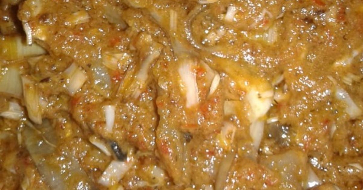 Jantung pisang sambel sunti campur teri. Masakan aceh