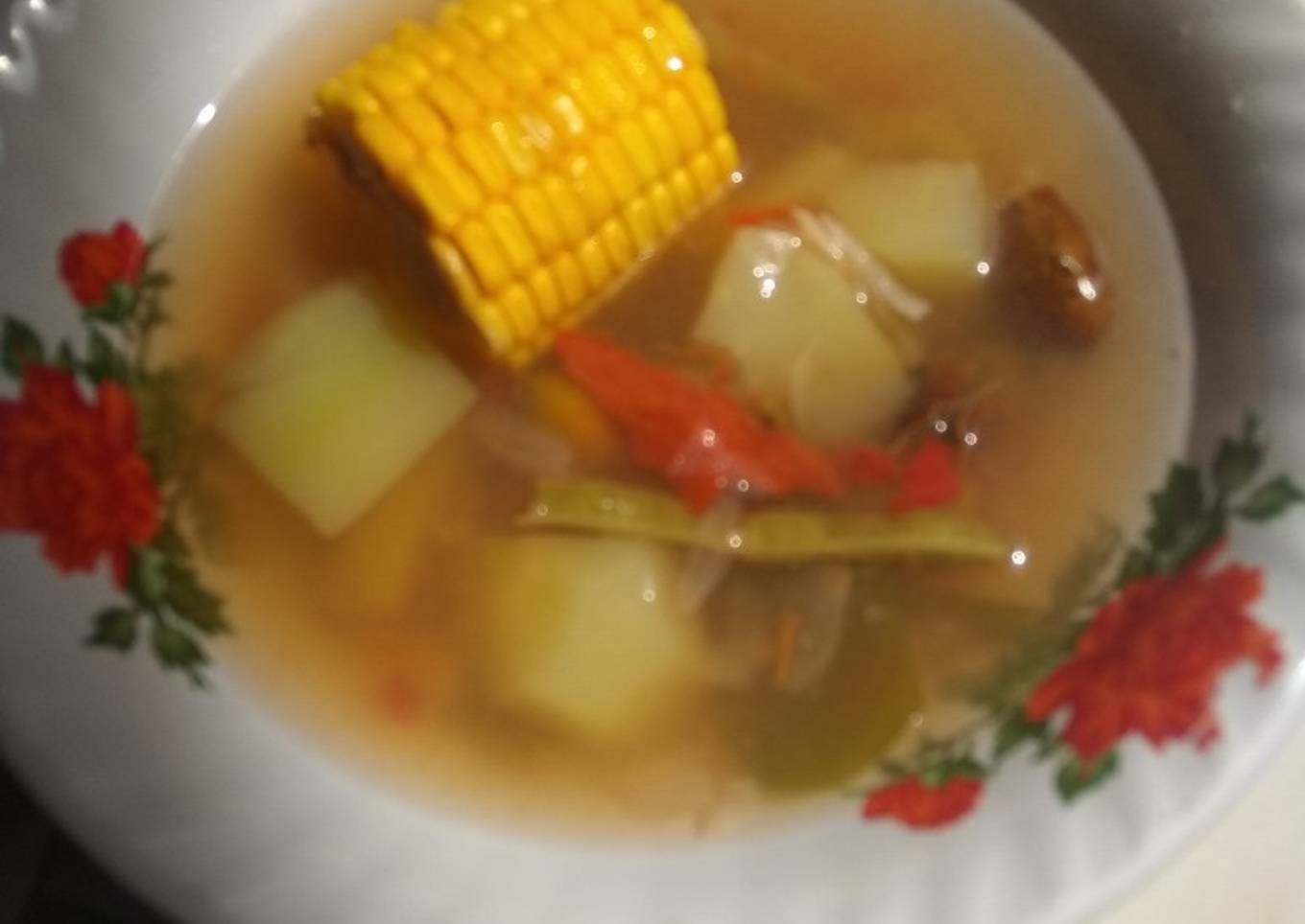 Sup sayur dengan asam jawa