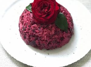 O poză a rețetei Salată de sfeclă cu piept de pui.