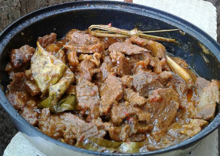 Semur dagingš