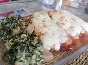 Una foto de alioli gratinado