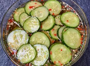 Hình của món Dưa leo ngâm nước mắm tỏi ớt.