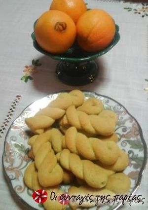 A picture of Fragrant Orange-Cinnamon Cookies.