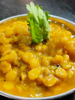 દૂધી-ચણાની દાળનું શાક(Dudhi Chanani Dal Shak Recipe in Gujarati) રેસીપી મુખ્ય ફોટો
