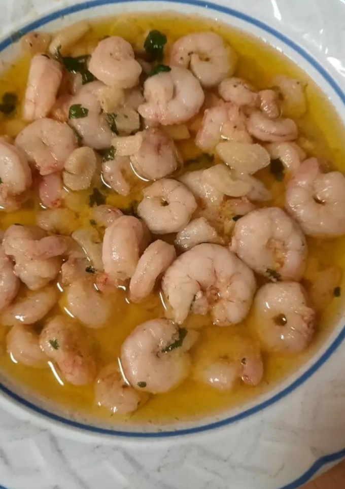 Una foto de Gambas al Ajillo