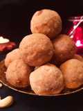 Atta ladoo