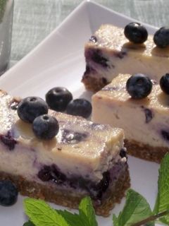 Áfonyás sajttorta recept fotója