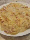 Tagliatelli en salsa de queso azul y bacon
