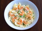 Una foto de ensalada nuez moscada