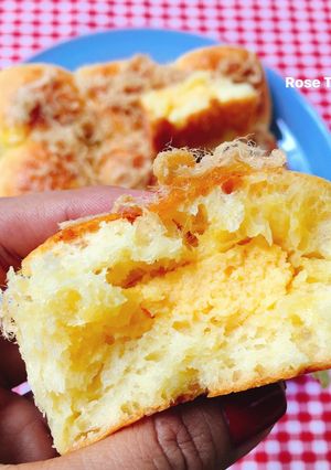 Hình của món Bánh Mì Chà Bông Nhân Trứng Muối(Không tan chảy)😍😜.