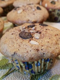Csokis diós áfonyás teljes kiőrlésű muffin recept fotója